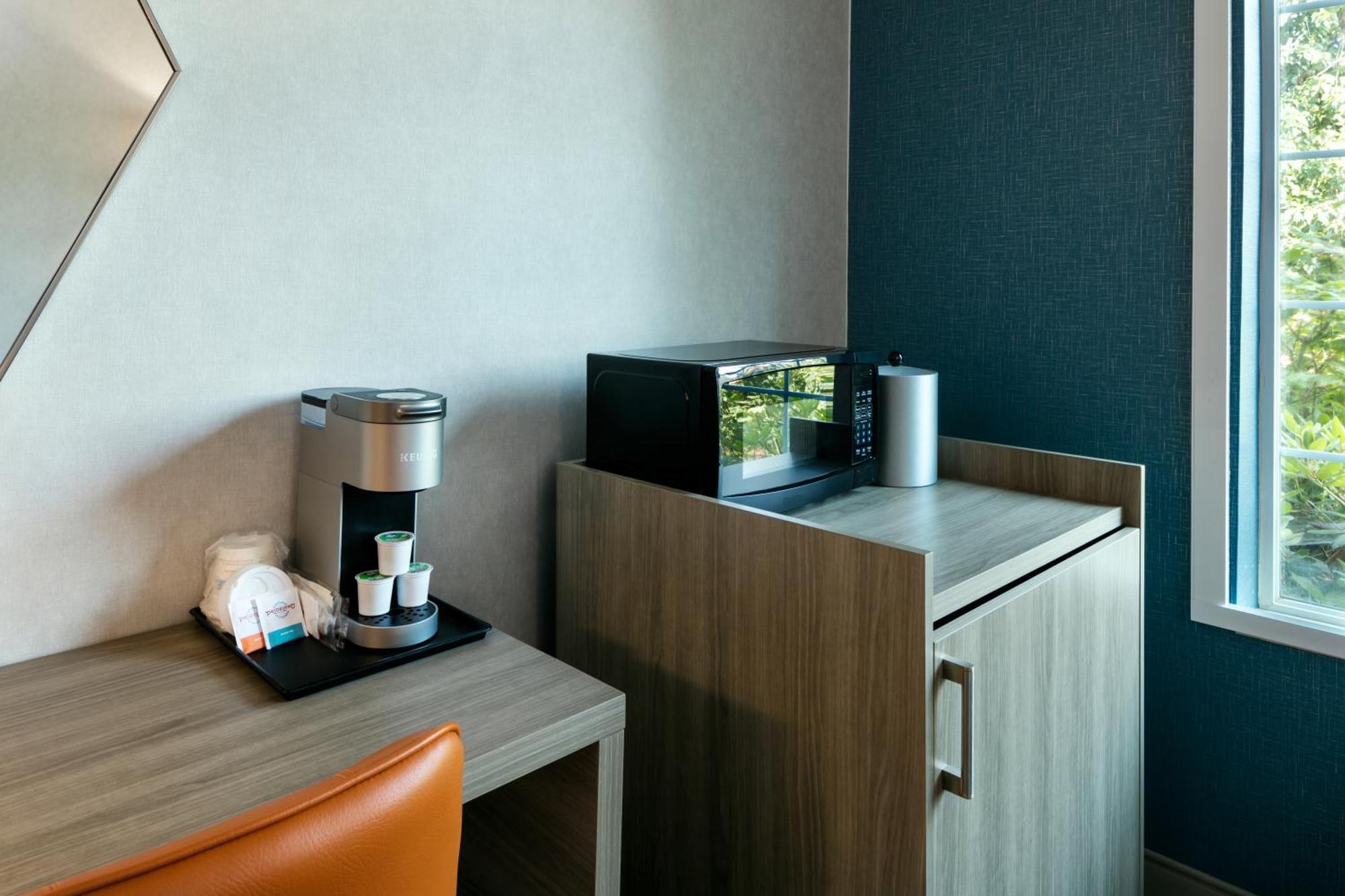 Holiday Inn Express Corvallis-On The River By Ihg Exterior photo