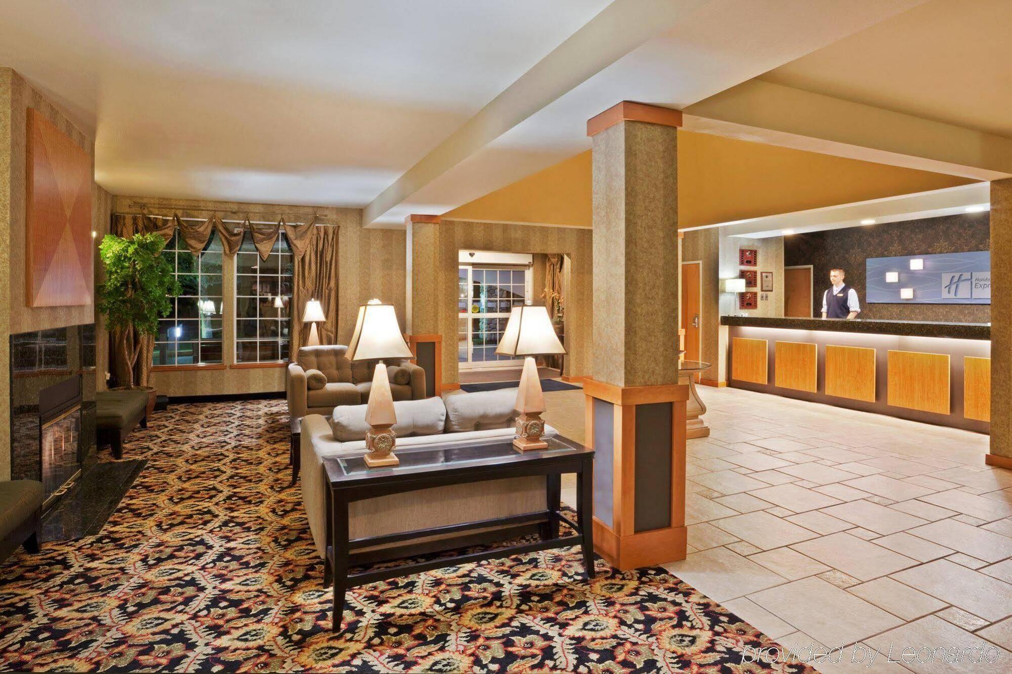 Holiday Inn Express Corvallis-On The River By Ihg Exterior photo